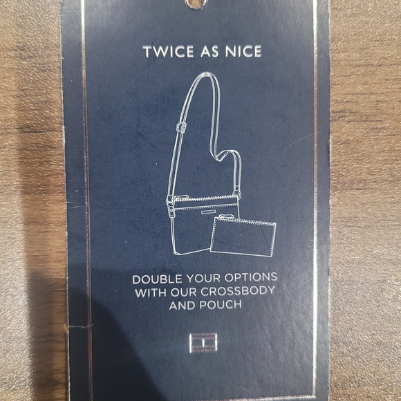 Tommy Hilfiger Navy Crossbody Bag - Picture 5 of 7